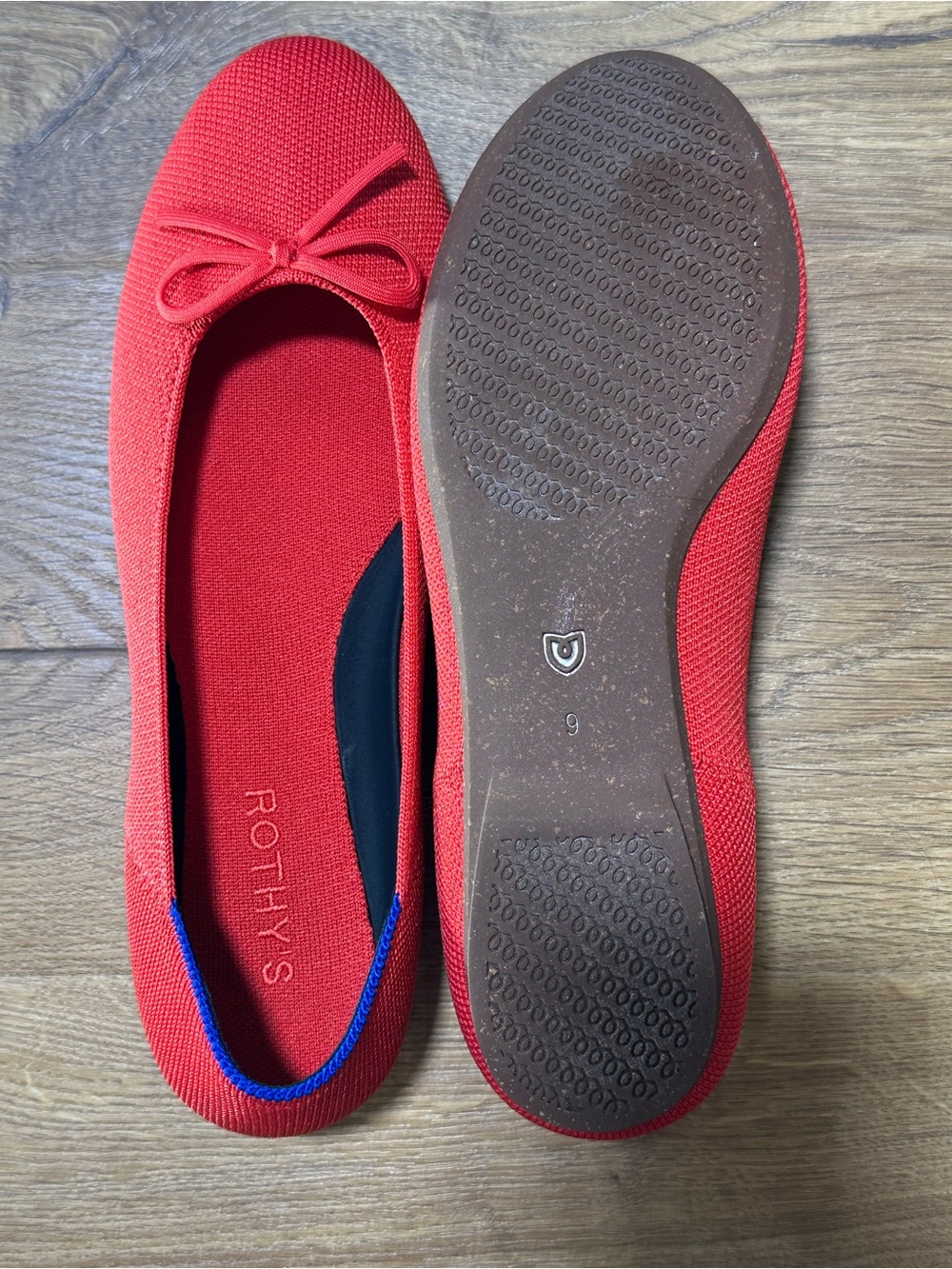 Rothy's Glamour Red Ballet Flats with Bow 9M - Picture 3 of 6